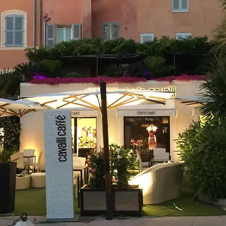 Chantal Saint-Tropez